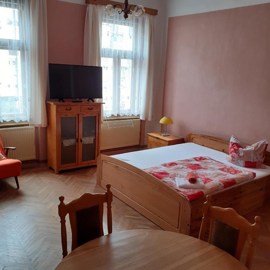 Apartma Frantiskovy Lazne Luaran gambar