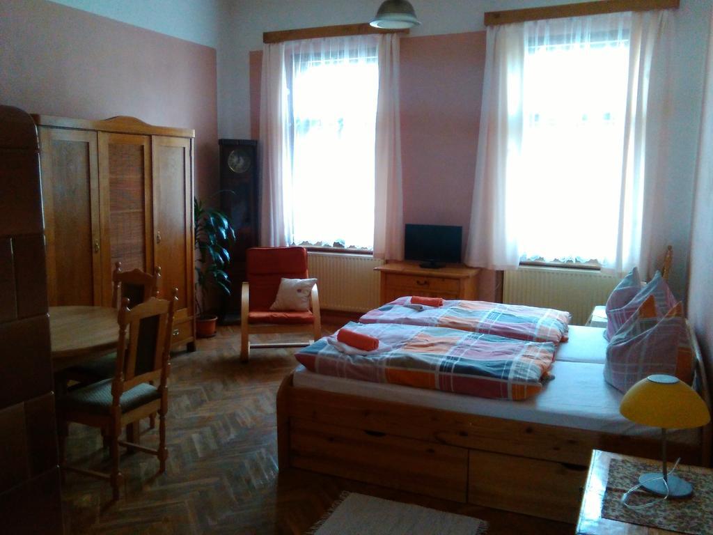 Apartma Frantiskovy Lazne Luaran gambar